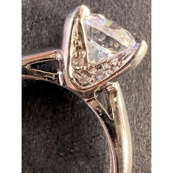 Vintage CZ solitaire sterling silver ring size 7 - Picture 4 of 15